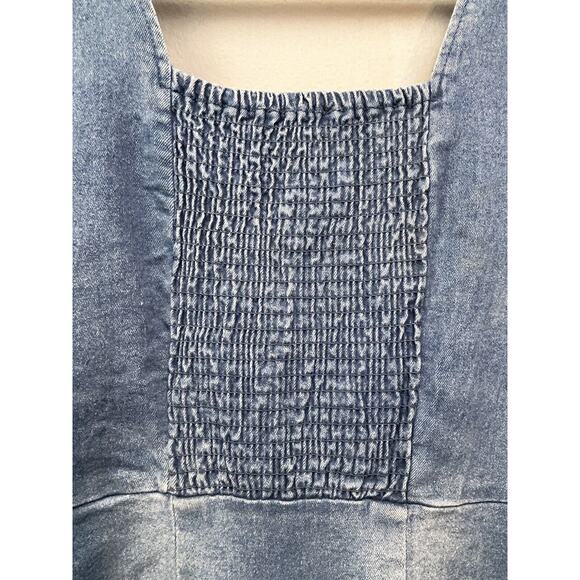 Go Fish Denim Dress Womens 8 Blue Stretch Jean Button Front Sleeveless Smocked - Picture 7 of 8